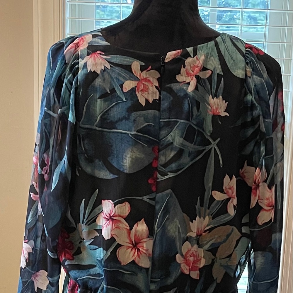 New Guess Dress